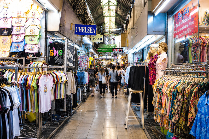 ตลาดประตูน้ำ อยู่ใกล้ที่จอดรถ Amari Bangkok