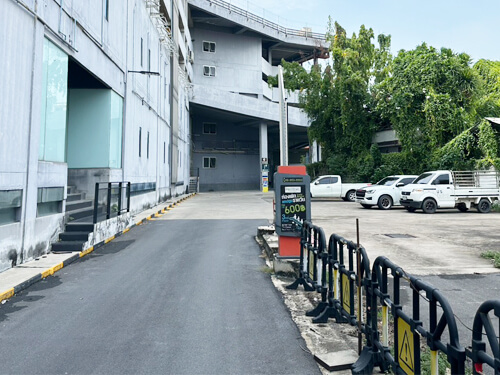 บริการที่จอดรถ APA Building 