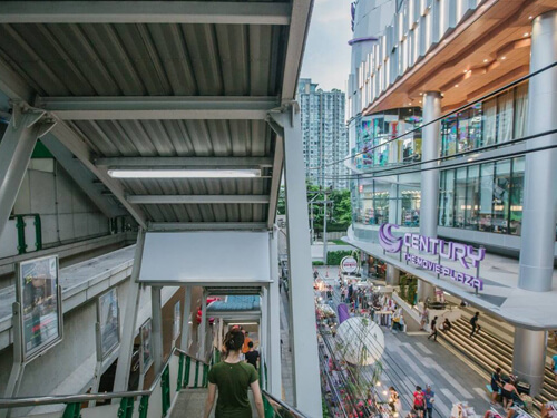 จอดรถที่ไหนดี ที่จอดรถรายเดือน Century the movie plaza sukhumvit 
