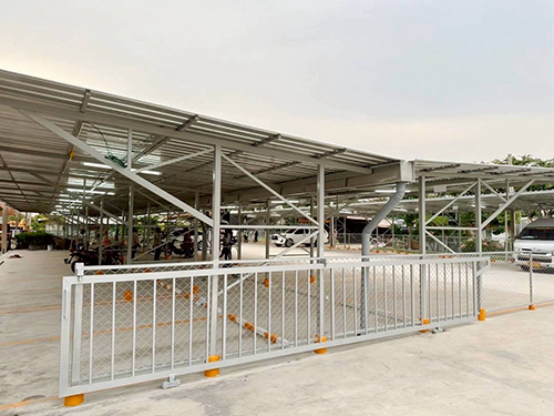 ลานจอดรถ หมู่บ้านเฟื่องฟ้า แพรกษาใหม่ สมุทรปราการ 