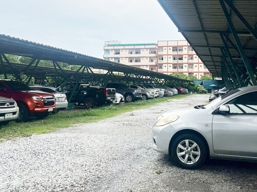 ที่จอดรถสำโรงใต้ ปู่เจ้าสมิงพราย Puchao Saming Phrai Parking ใกล้ โรงพยาบาลวิภาราม ศาลจังหวัดพระประแดง BTS สำโรง ในระยะเดินสบาย พร้อมให้บริการที่จอดรถรายเดือน